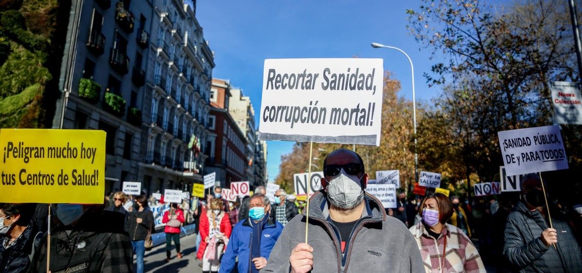 Manifestación en defensa de la atención primaria en Madrid (Foto: Ricardo Rubio - Europa Press)