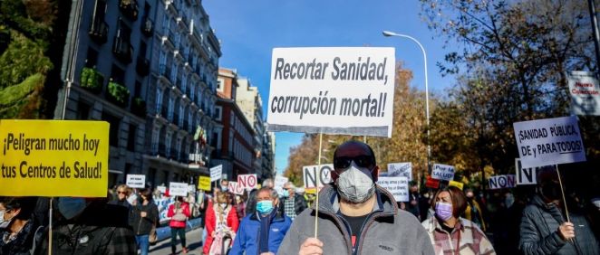 Manifestación en defensa de la atención primaria en Madrid (Foto: Ricardo Rubio - Europa Press)