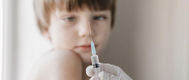 Vacuna de la gripe en niños (Foto. Freepik)