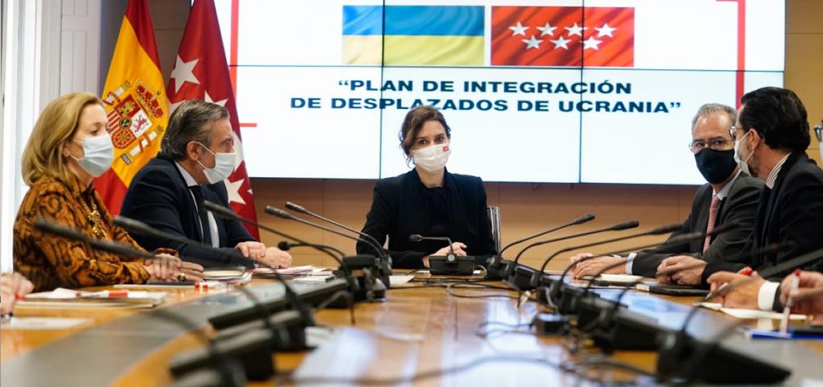 Díaz Ayuso preside la primera reunión del Comité de Crisis de Ucrania creado por el Gobierno madrileño (Foto. Comunidad de Madrid)