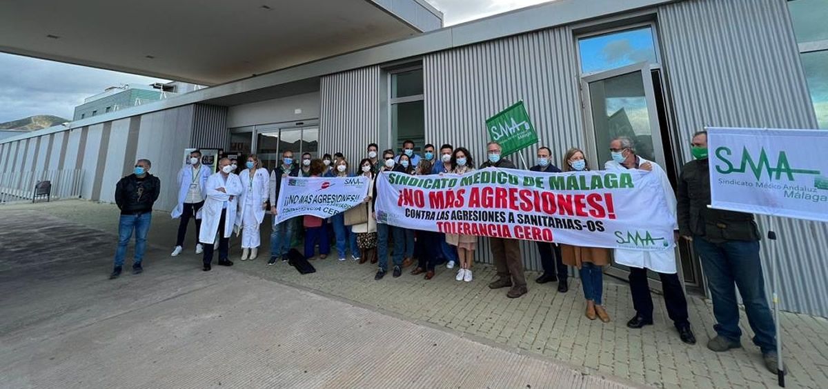 Sindicato Médico de Málaga manifestándose contra las agresiones (Foto: SMA)