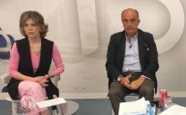 Marta Villanueva, Antonio Zapatero y Javier Elola, durante el diálogo (Foto. IDIS)