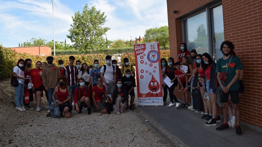 Alumnos de 3º de la ESO promueven la donación de sangre