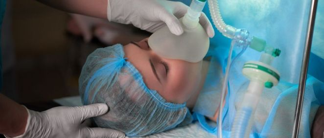 Paciente en cirugía con anestesia general (Foto. Freepik)