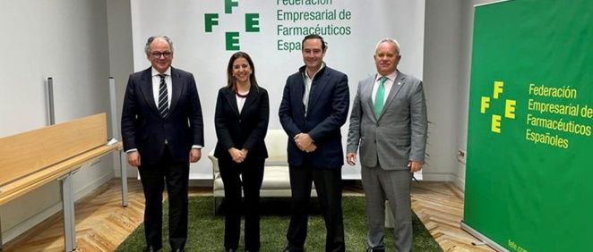 Encuentro entre  Asociación Española de Medicamentos Genéricos y la Federación Empresarial de Farmacéuticos Españoles (Foto. Aeseg