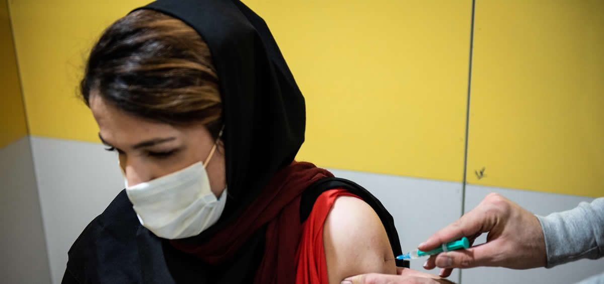 El ministerio de Sanidad iraní impone la cuarta dosis de la vacuna para todos los ciudadanos