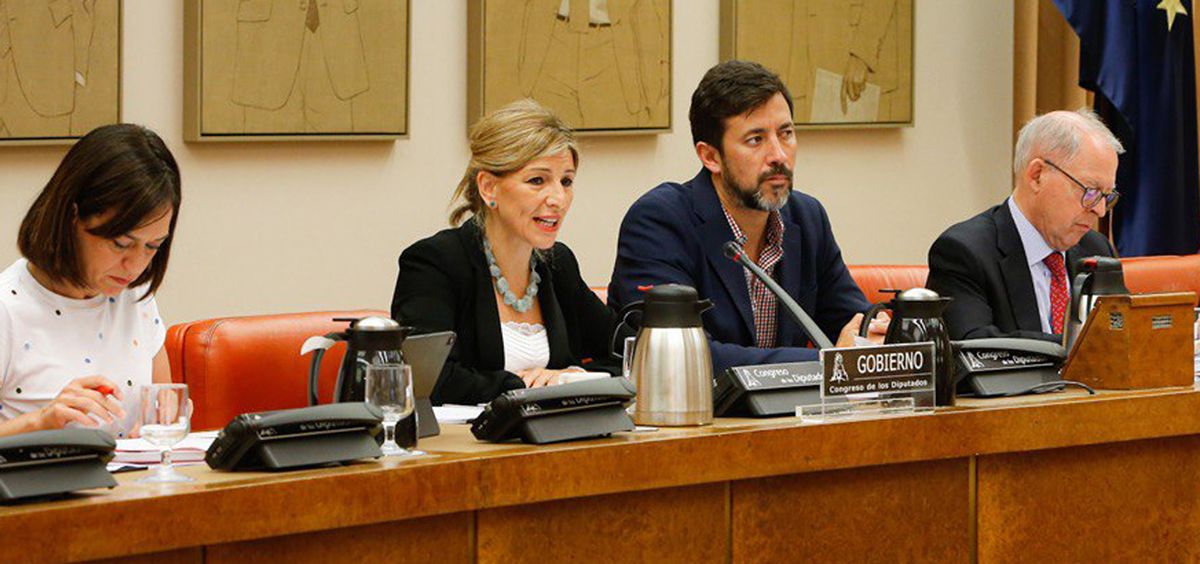 La ministra de Trabajo y Economía Social, Yolanda Díaz, interviene en la Comisión de Trabajo del Congreso de los Diputados (Foto: Congreso)