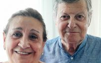 José Antonio Quintanar, paciente con alzhéimer, y Luisa García, su esposa (Foto. David Quintanar)
