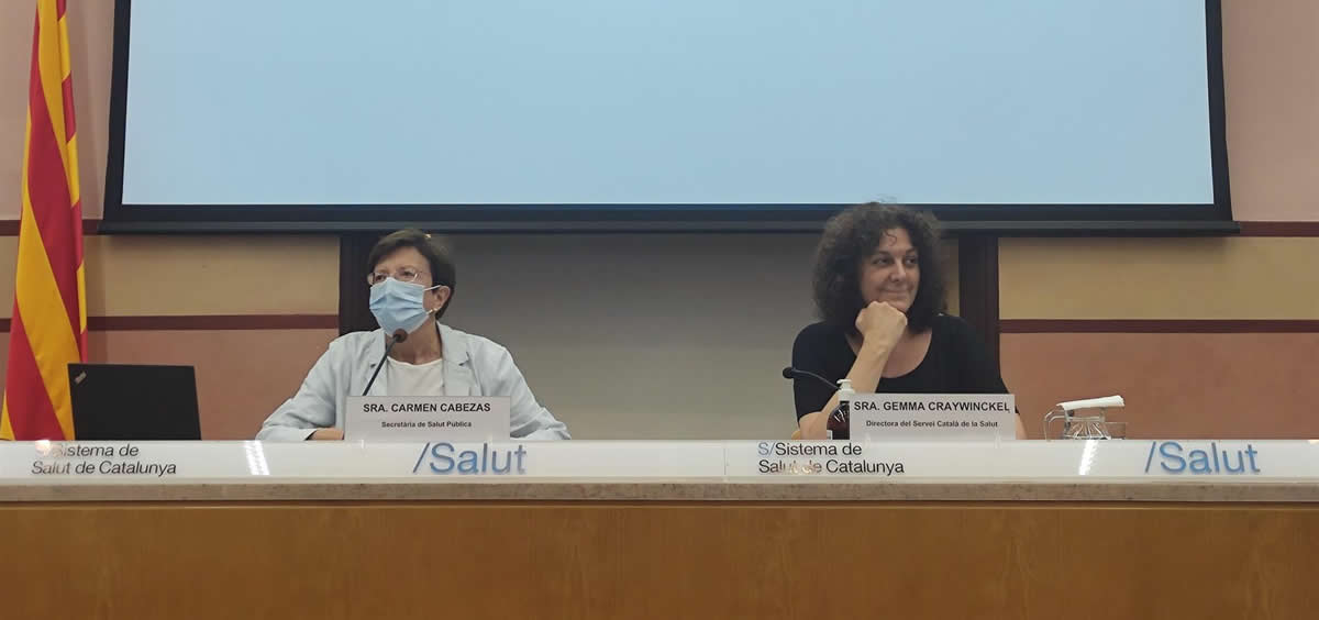 La secretaria de Salud Pública, Carmen Cavezas, y la directora del CatSalut, Gemma Craywinckel (Foto. EP)