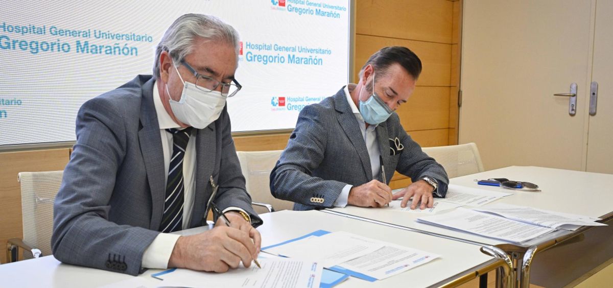 Firma del acuerdo de colaboración entre los hospitales sanitarios Infanta Sofía y Gregorio Marañón (Foto: Comunidad de Madrid)