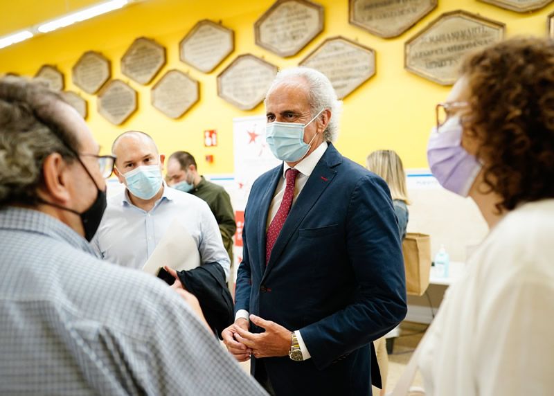 Enrique Ruíz Escudero en la presentación de la Atención Médica Integral para pacientes con TEA en el Hospital de Getafe