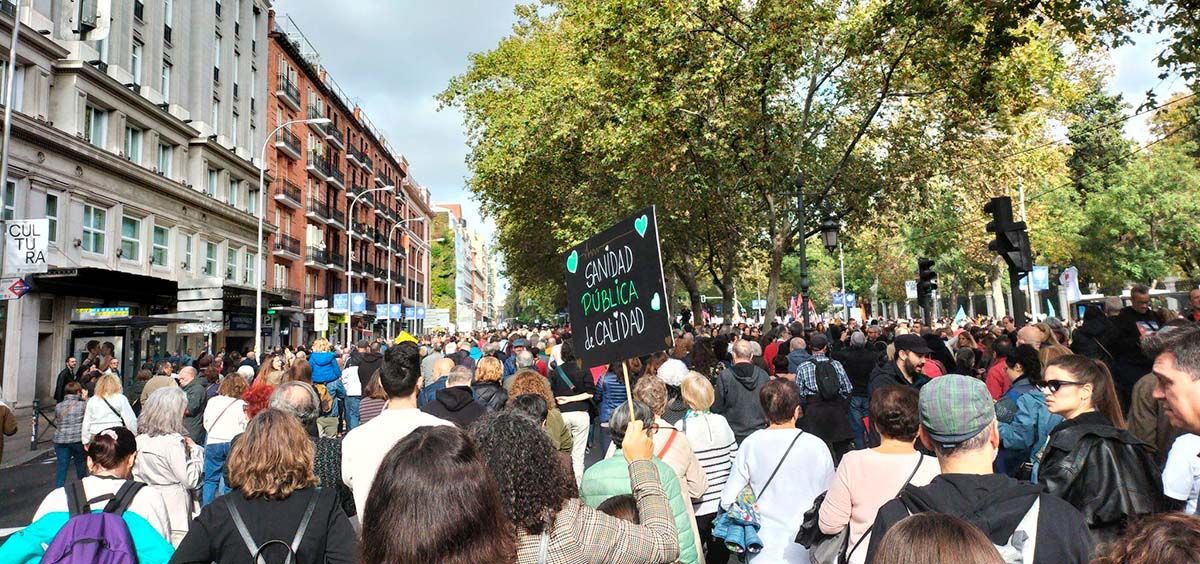 Manifestación Sanitaria Madrid (Foto. Twitter Miguel Ángel Medina @locodelpelorojo)