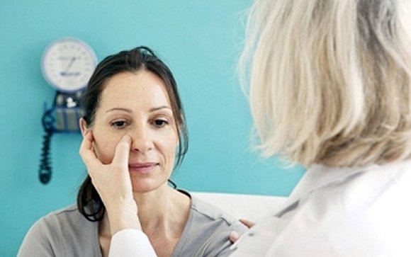 Sequedad en ojo y boca, principales síntomas del síndrome de Sjögren