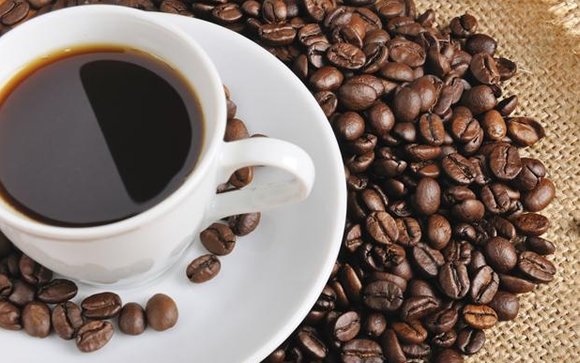 Beber café podría mejorar la supervivencia de los pacientes con cáncer de colon