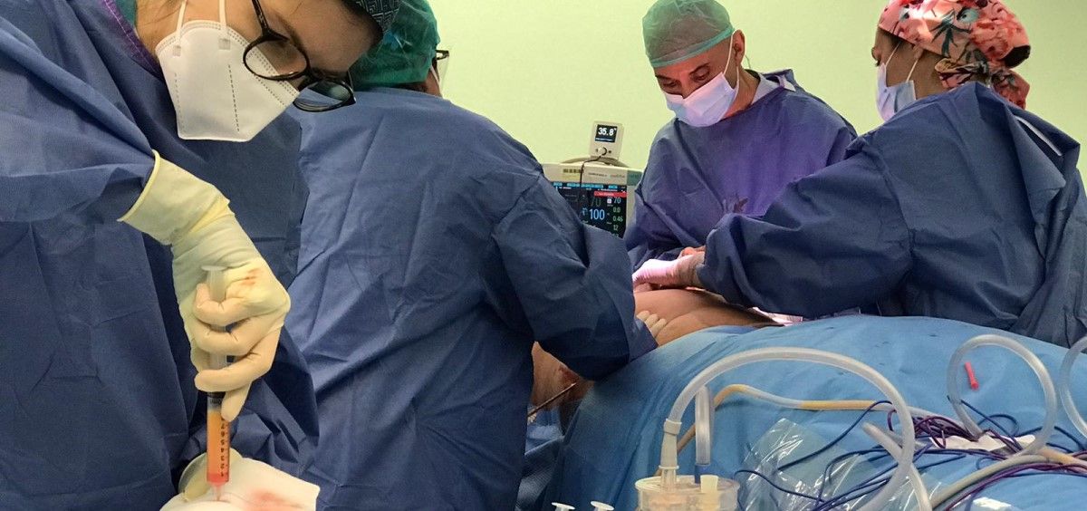 Intervención quirúrgica en la Unidad de Patología de Mama del Hospital Universitario del Vinalopó. (Foto. Grupo Ribera)