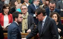 Pere Aragonés y Salvador Illa en el Parlament (Foto: Europa Press)