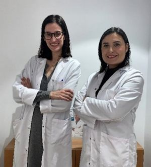 Dra. Laura García y Dra. Gizelle Steinberg, especialistas de la Unidad de Patología Mamaria del Hospital Quirónsalud San José(Foto. Quirónsalud)