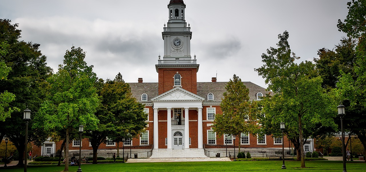 Universidad  Johns Hopkins  (Foto, Pixabay)