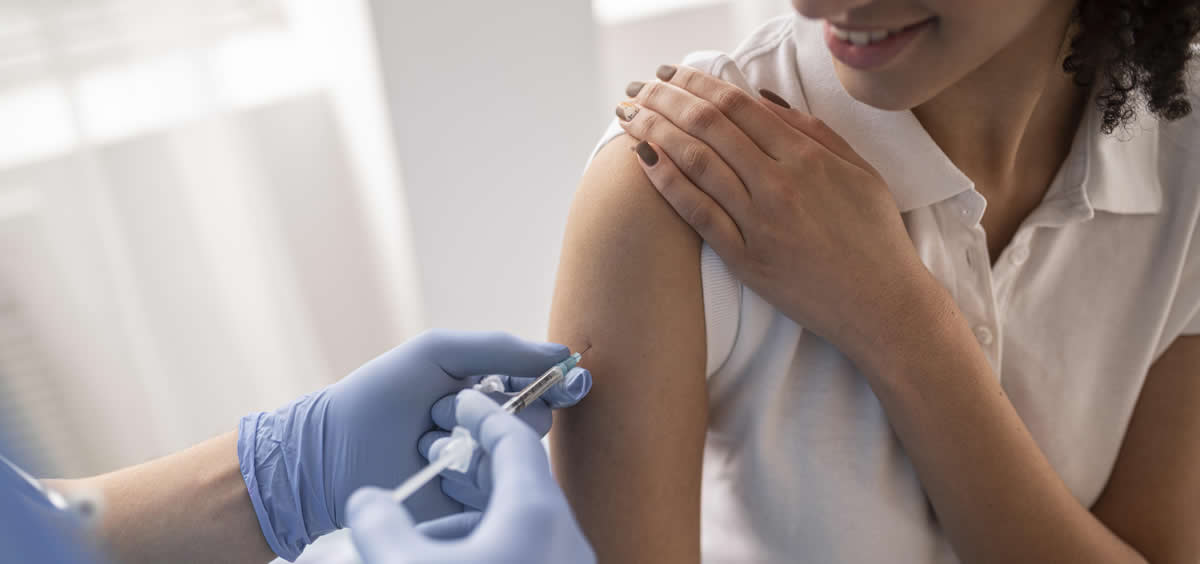 La importancia de los programas de cribado y la vacunación del VPH (Foto: Freepik)