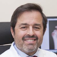 Dr. Emilio Calvo