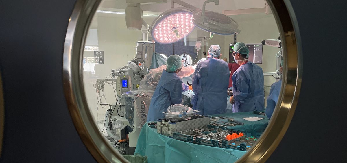 Cirugía robótica para el implante de prótesis de rodilla (Foto: Comunidad de Madrid)