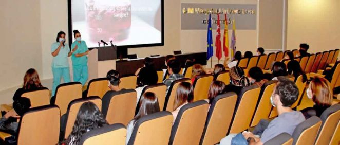 El Hospital Universitario de Torrejón conciencia a alumnos de 3º de ESO sobre la importancia de donar sangre (Foto: Hospital de Torrejón)