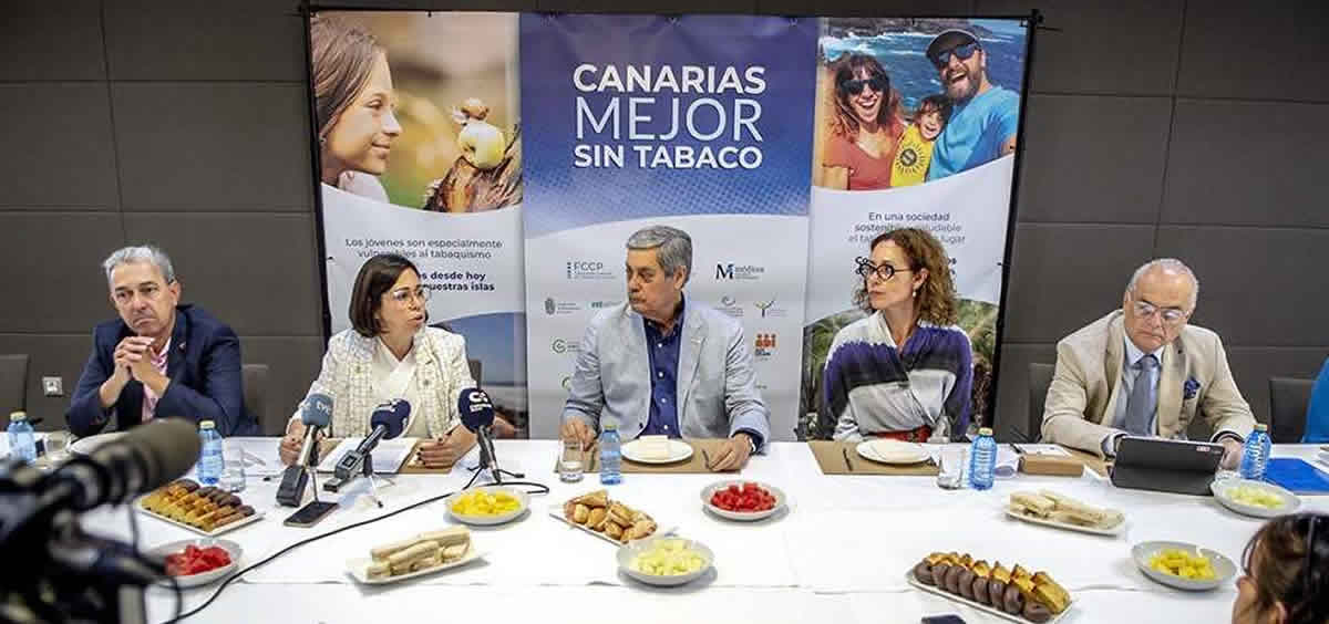 Colegios profesionales sanitarios y asociaciones de paciente (Foto: Colegio de Médicos de las Palmas)