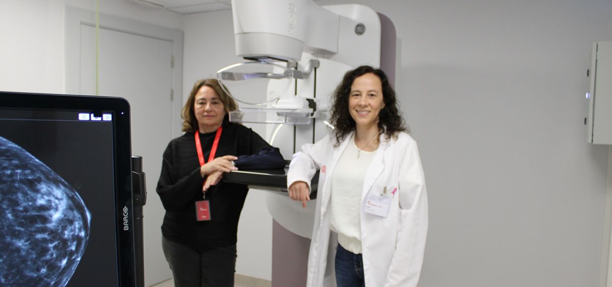 La Dra Julia Camps y la Dra Lucía Graña, y el nuevo mamógrafo del Ribera Polusa (Foto: Hospital Ribera Polusa)