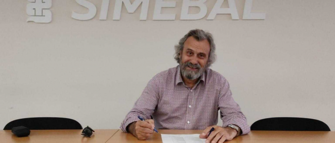 El presidente de Simebal, Miguel Lázaro, atiende a ConSalud.es. (Foto: Simebal)