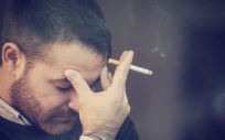 Distinta incidencia del cáncer de pulmón  en un fumador. (Foto: EP)