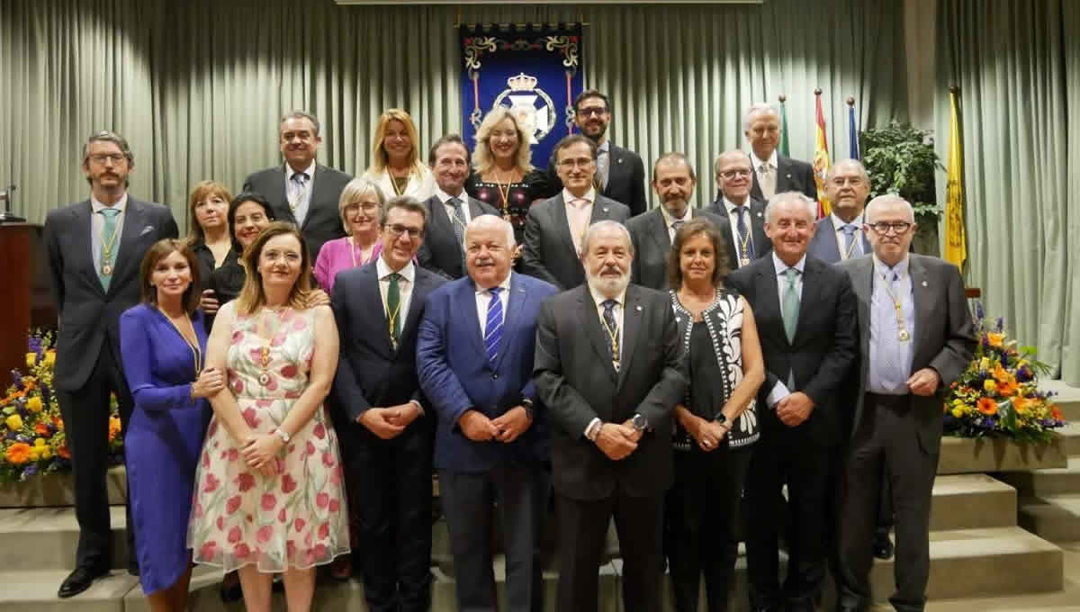 Toma de Posesión de la nueva Junta Directiva del Real e Ilustre Colegio Oficial de Médicos de Sevilla (Foto: ComSevilla)
