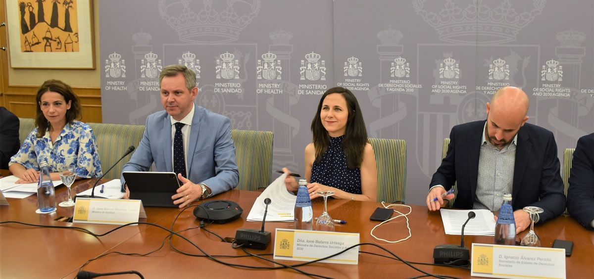 Silvia Calzón, José Miñones, Ione Belarra y Nacho Álvarez en el Pleno Extraordinario conjunto del CISNS y del Consejo Territorial SAAD (Foto: Ministerio de Sanidad)