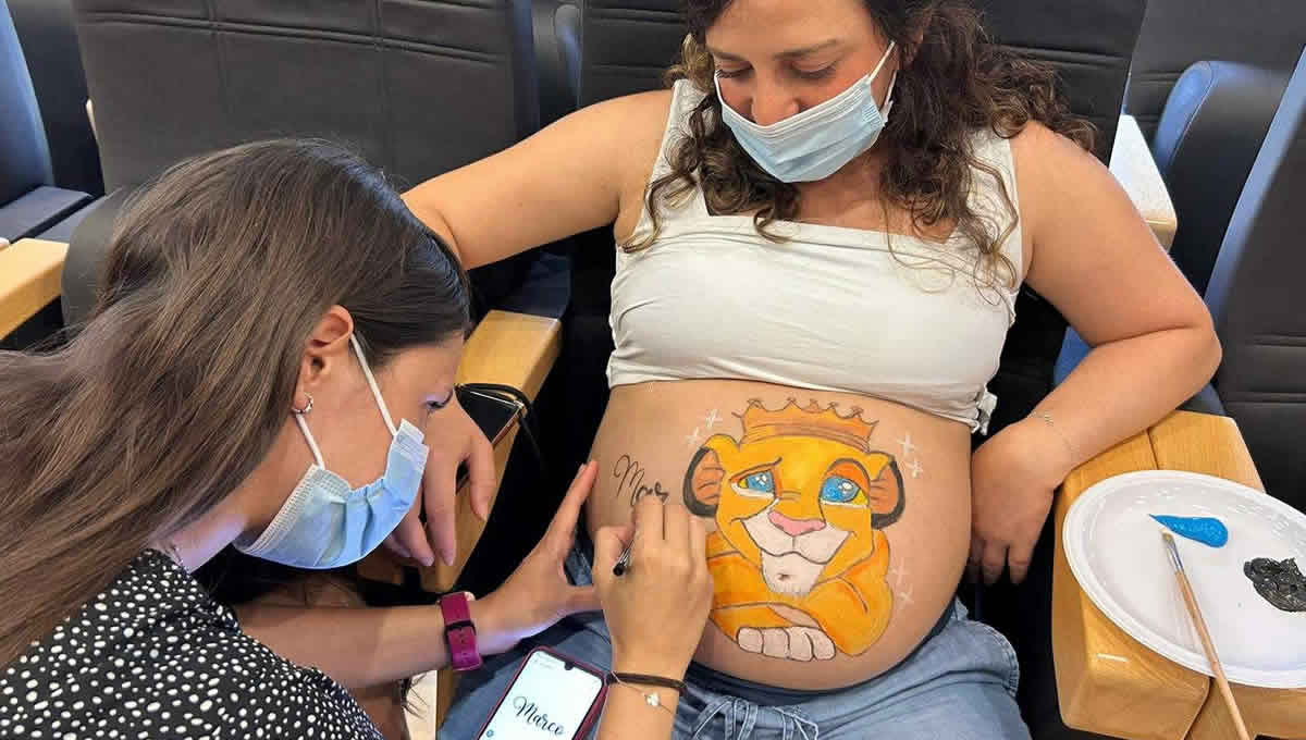 Taller de pintura y dibujo para mujeres embarazadas (Foto: Ribera Salud)