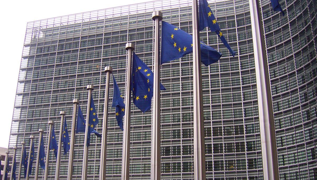 Banderas europeas en la Comisión Europea (Foto: Wikimedia Commons)