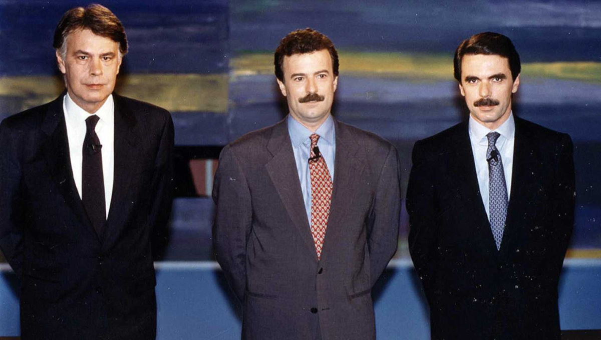 Felipe Gonzalez y José María Aznar en la previa del debate de 1993. (Foto RTVE)