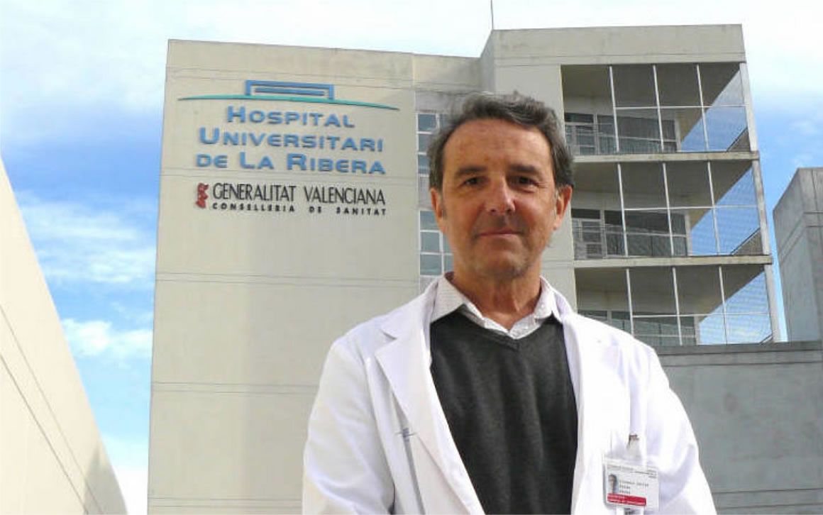 El gerente del Departamento de Salud de La Ribera, Javier Palau.