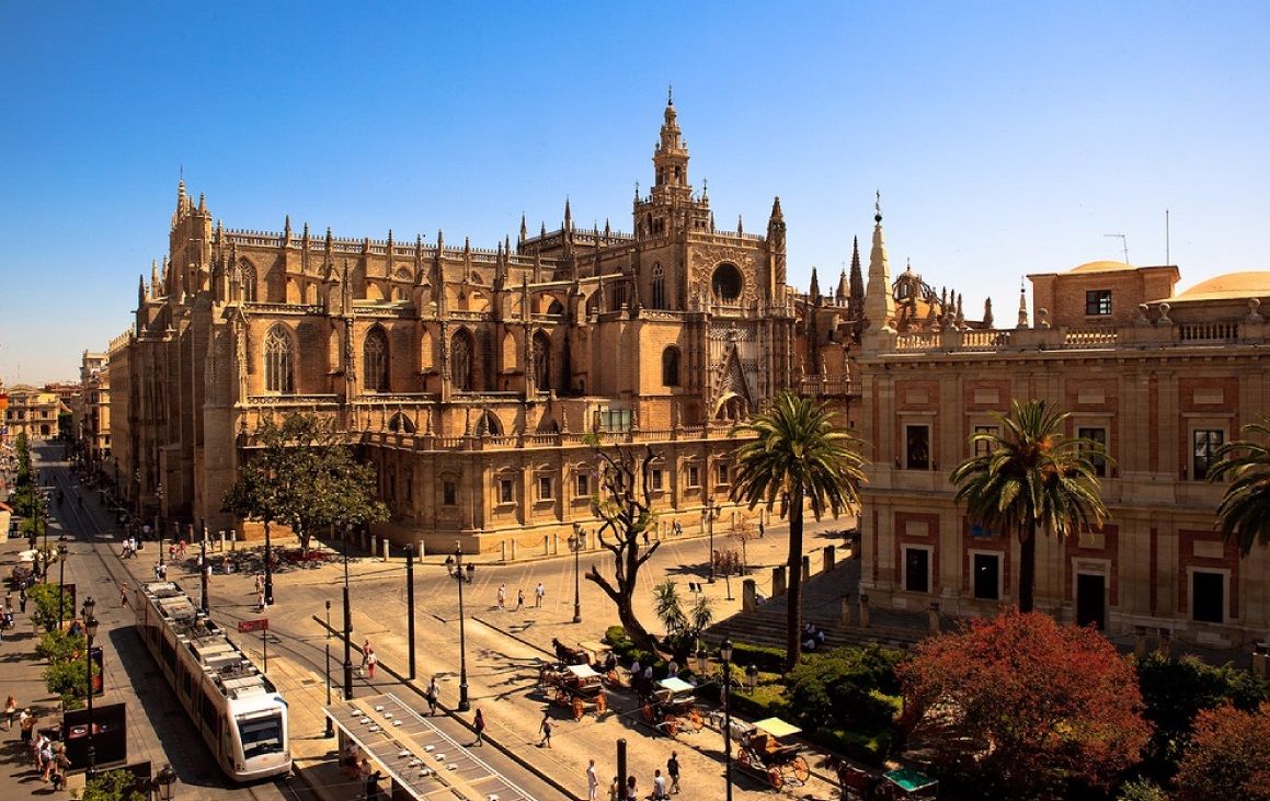 La candidatura de Sevilla fue presentada formalmente por el Consejo General de Colegios Oficiales de Farmacéuticos el año pasado.