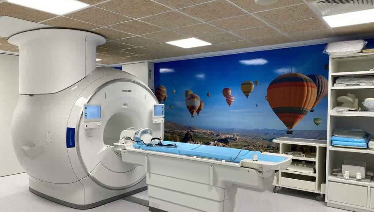 Nueva resonancia magnética del HUIE (Foto: Hospital Universitario Infanta Elena)