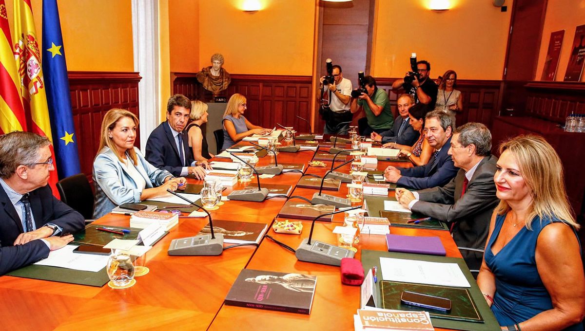 Primera reunión del nuevo Gobierno de Carlos Mazón (Foto: Europa Press)