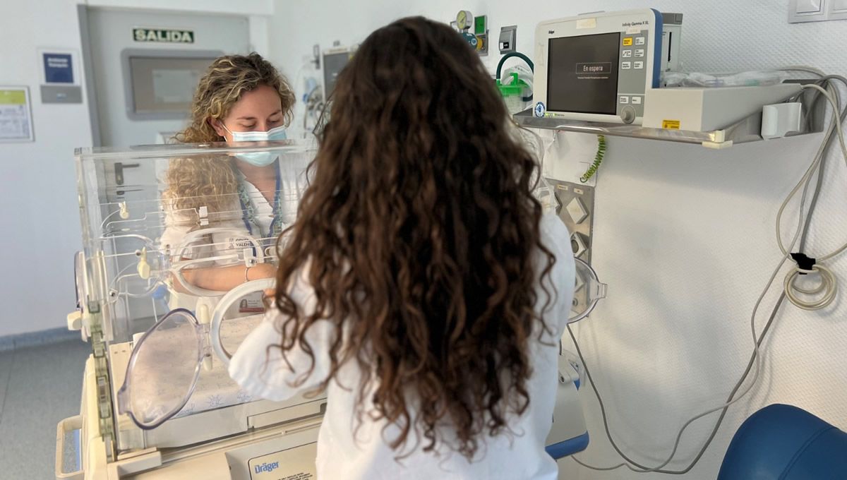 El Hospital de Torrevieja tratará la icteria en bebés mediante mantas de fototerapia. (Foto: Generalitat Valenciana)