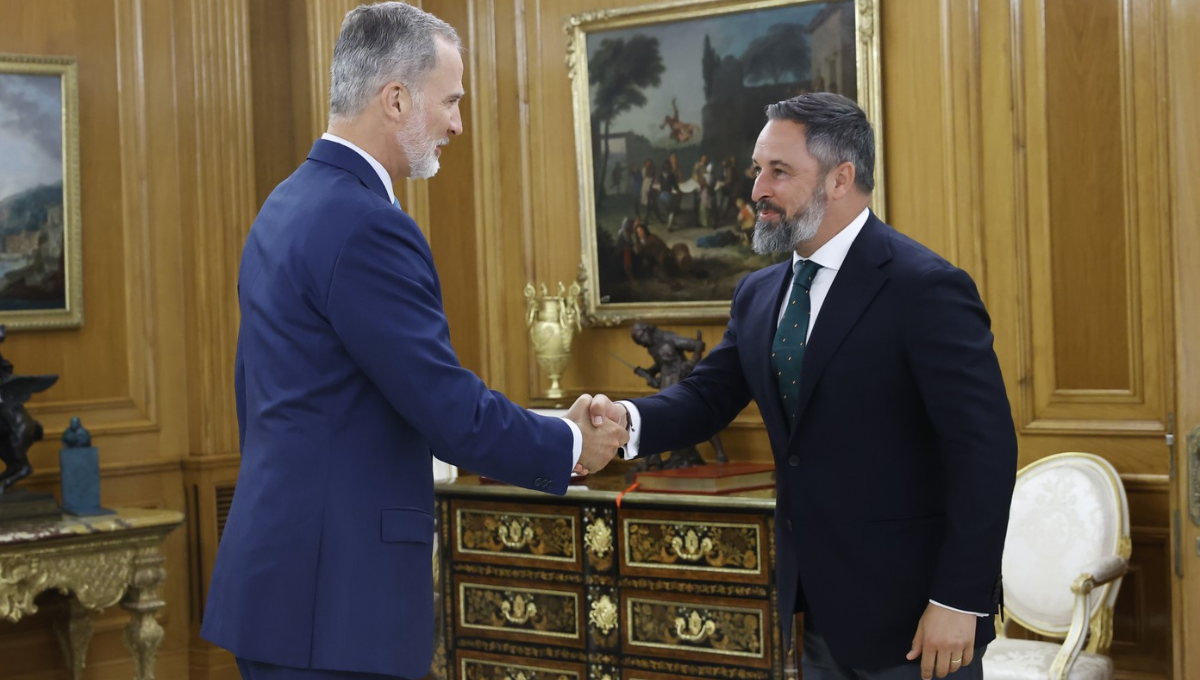 Felipe VI recibe en La Zarzuela al líder de Vox, Santiago Abascal. (Casa Real)