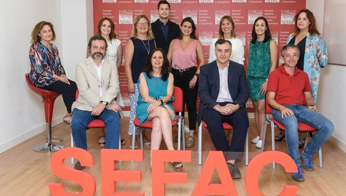 Junta directiva de la Sociedad Española de Farmacia Clínica, Familiar y Comunitaria (FOTO: SEFAC) 