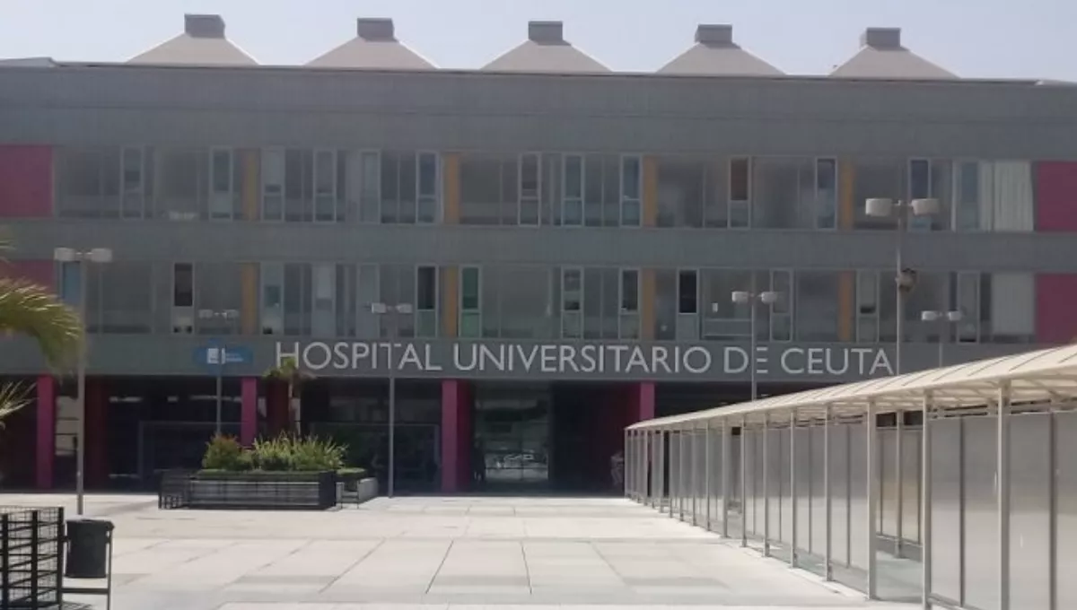 Fachada del Hospital Universitario de Ceuta.