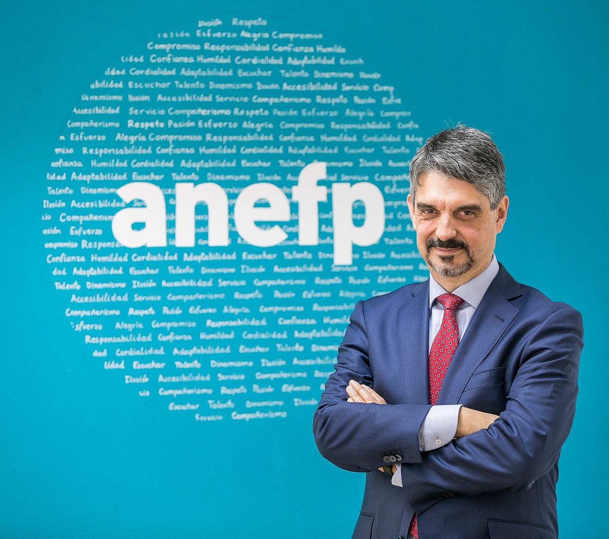 Jaume Pey, director general de anefp, ha destacado la necesidad de seguir criterios médicos y legales en la gestión de los medicamentos.