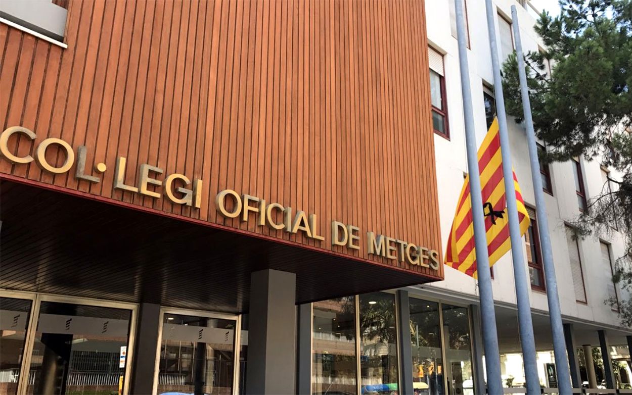 El Colegio de Médicos de Barcelona es una de las 47 entidades que se ha adherido al manifiesto en apoyo al referéndum