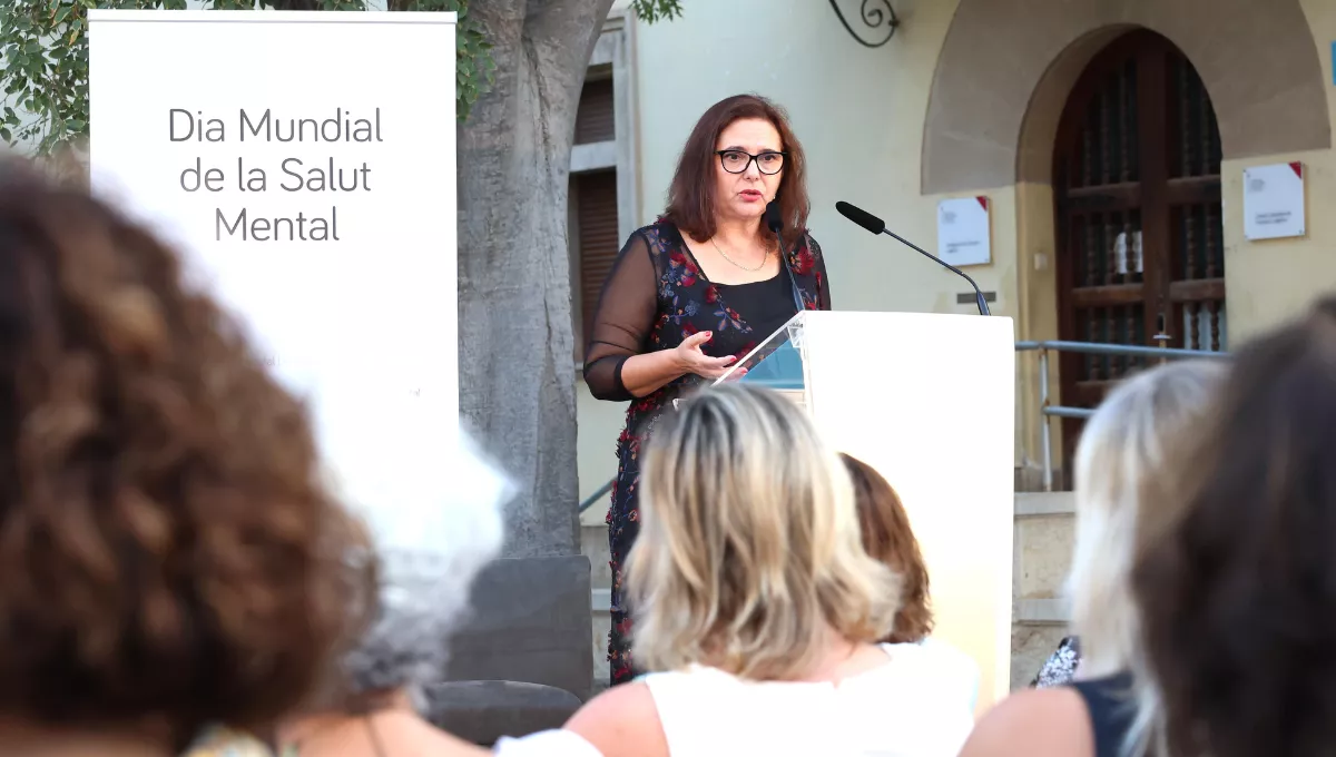 La consejera de Salud de las Islas Baleares, Manuela García, durante la Jornada de Salud Mental. (IBSalud)