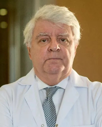 Dr. Rafael Esteban Mur