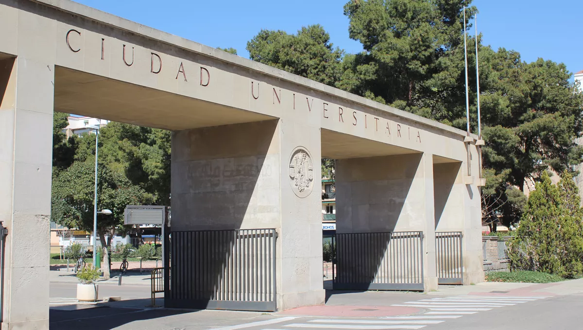 Entrada a la Universidad de Zaragoza (FOTO: Unizar)