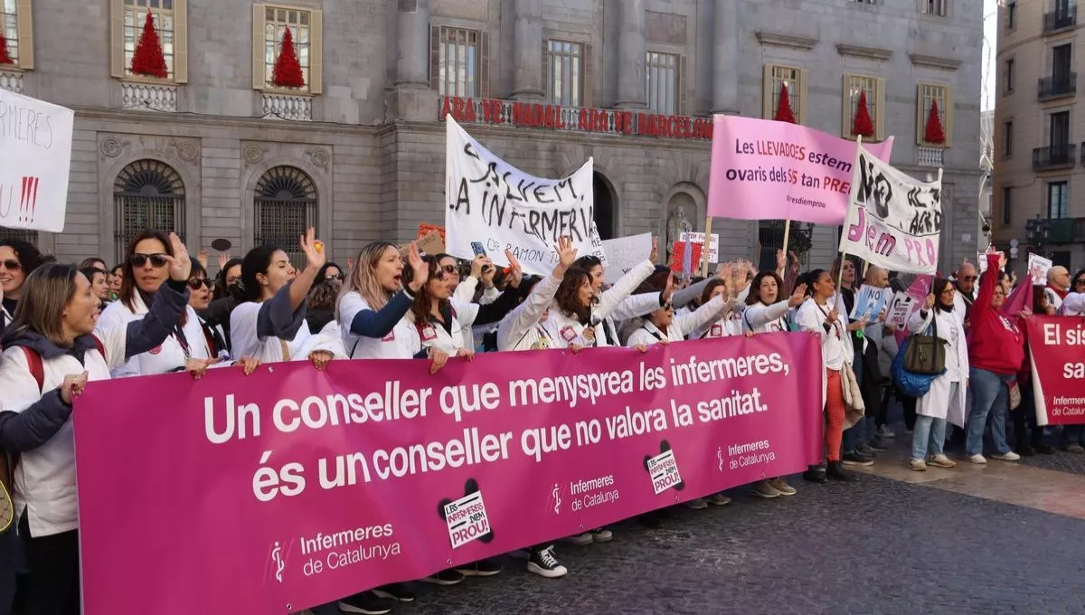 Las enfermeras catalanas, durante una de sus protestas (FOTO: Infermeres de Catalunya)