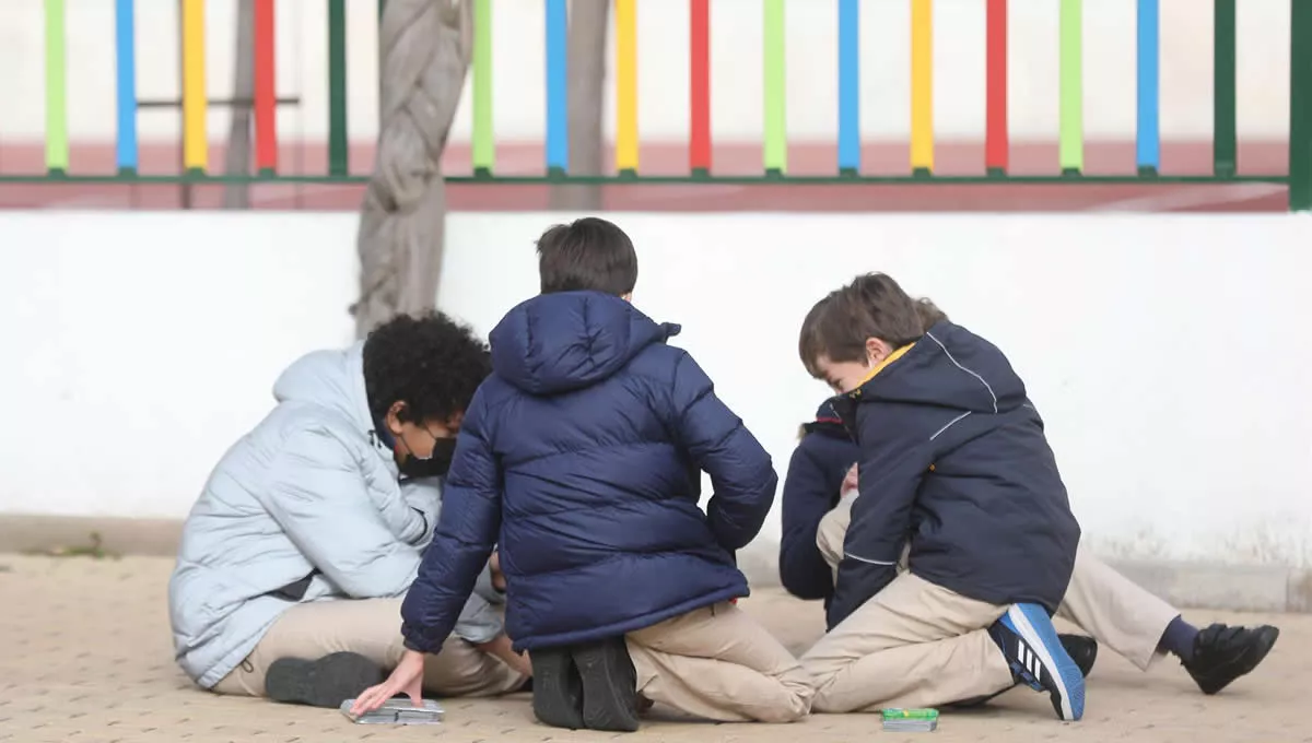 Niños jugando en el recreo (FOTO: Europa Press)